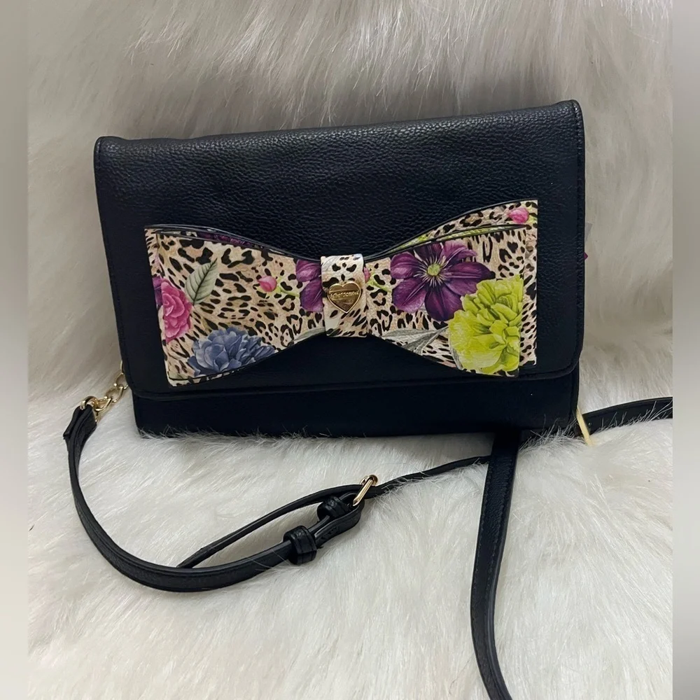 NWT BETSEY JOHNSON Crossbody Leopard bow Wallet Purse $68